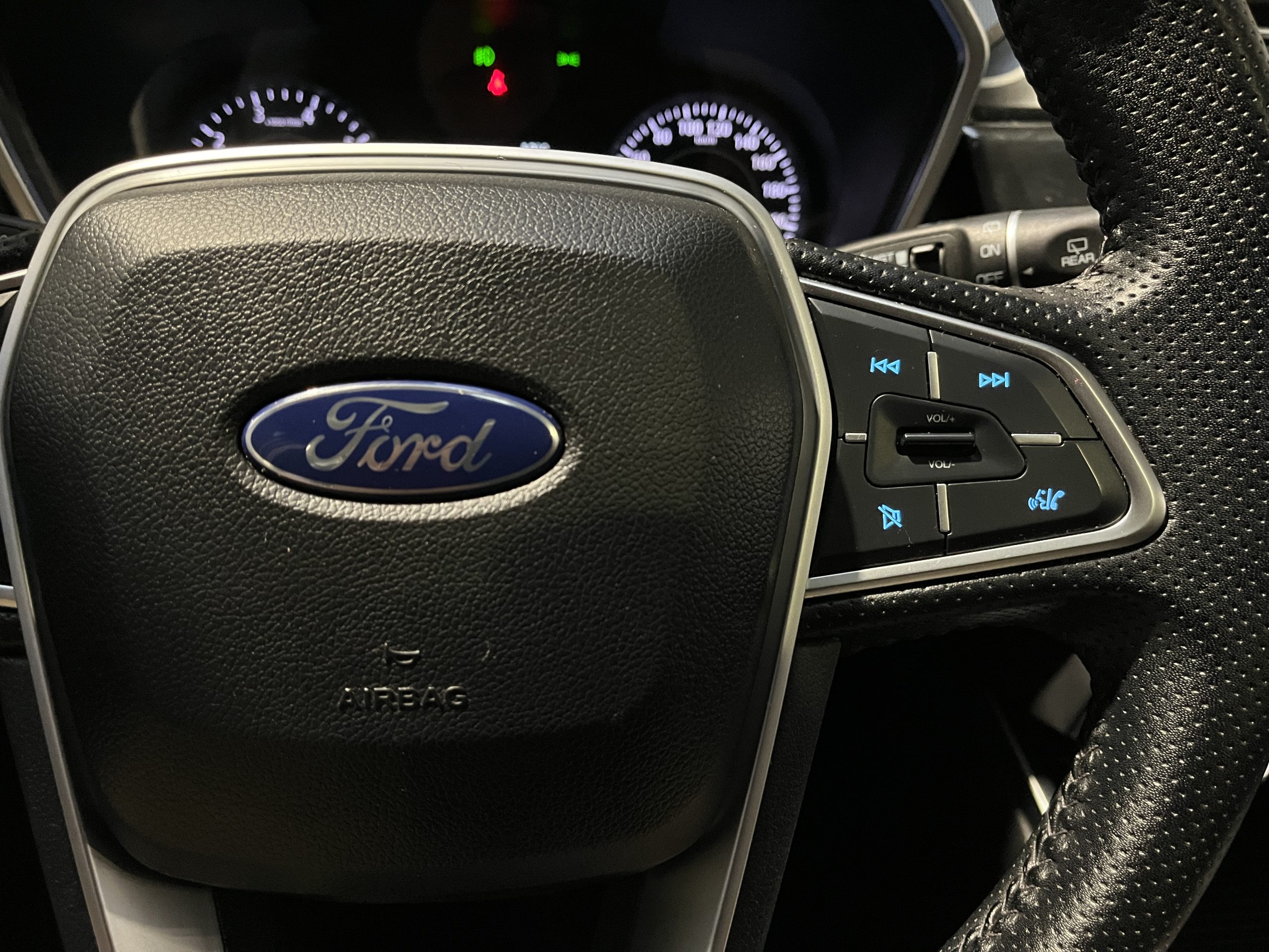 Ford Territory Trend 1.5 Aut — foto 9 de 40