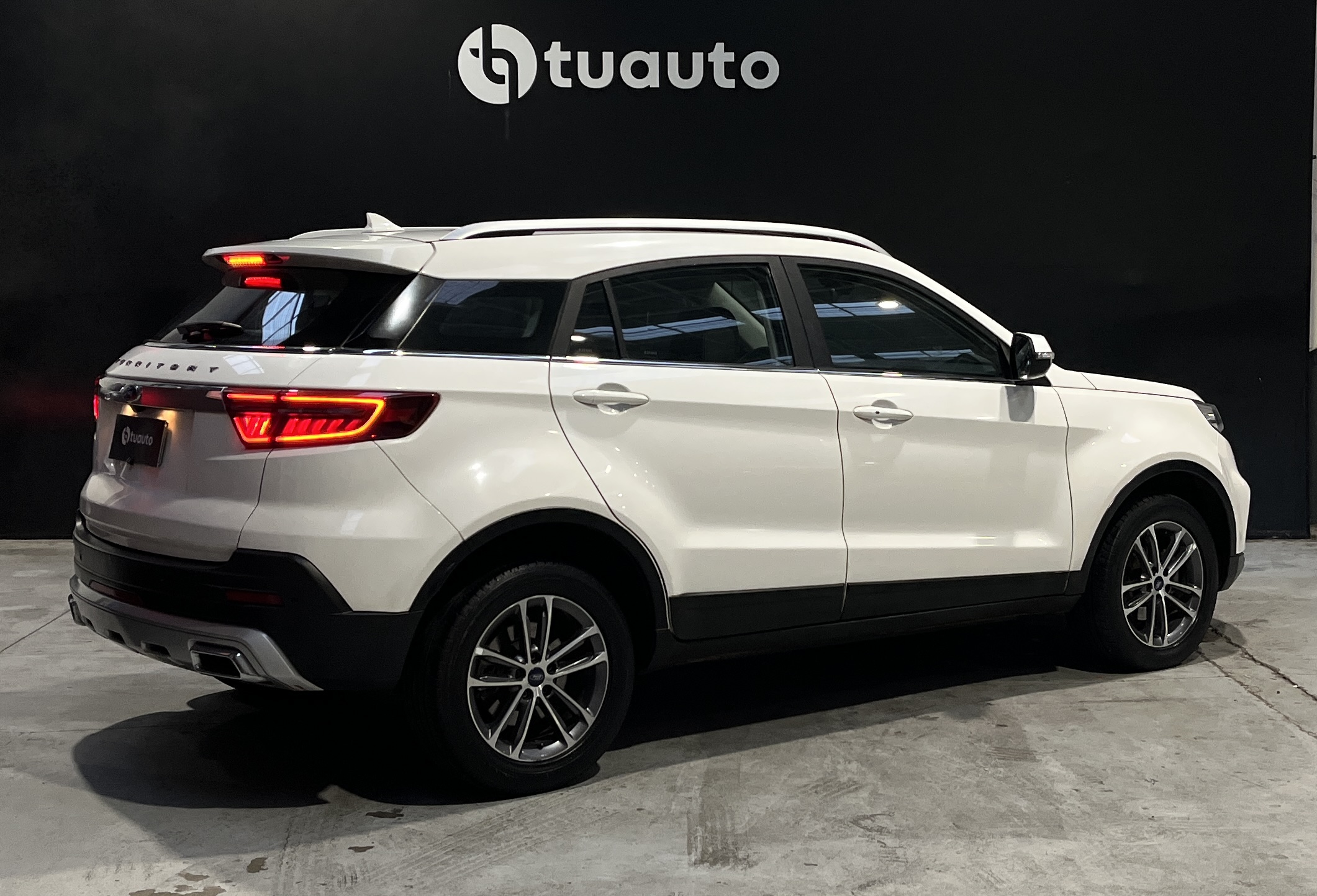 Ford Territory Trend 1.5 Aut — foto 4 de 40