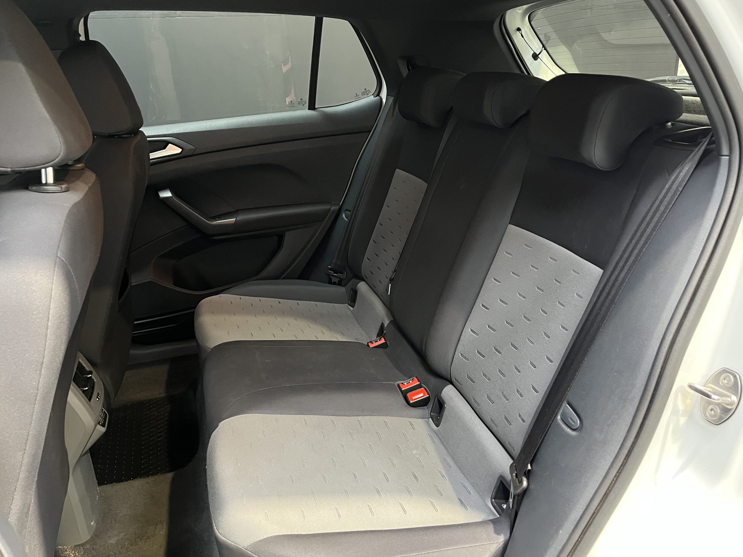 Volkswagen T-Cross Comfortline Tsi1.0 Aut — foto 11 de 32